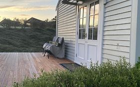 Ohariu Farm Cottage